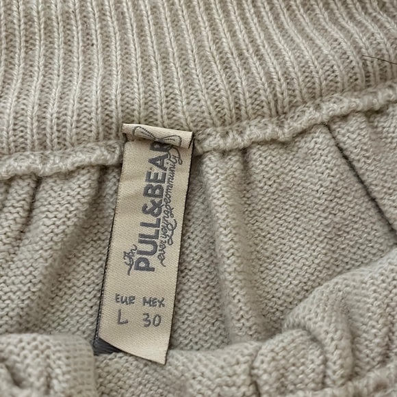 Knit skirt pull and bear size L EUC - Picture 2 of 8